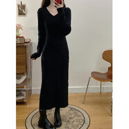 依樂(lè )琦大碼女裝秋冬感黑色毛衣針織連衣裙miu里miu氣小香風(fēng)穿搭套裝 連衣裙【凡爾賽/顯瘦遮肉/梨形身材穿搭/獨特別致/ M 【85-95斤】