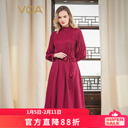 VOA100%真絲暗紋提花半高領(lǐng)插肩袖珍珠扣寬松腰碎褶連衣裙 AS10855 落霞紅（H02） 2XL