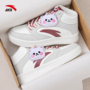 安踏輕松板鞋女鞋2026春季透氣平底小白鞋低幫顯高百搭休閑運動(dòng)鞋子女 【深紅白鞋帶+粉白小熊】定制升級款 一度灰/象牙白 37.5 【正品保證-假一賠十】