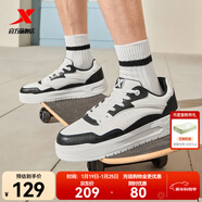 特步小滑板男板鞋秋冬新款情侶休閑運動(dòng)鞋低幫平底耐磨鞋女鞋 黑/帆白-男款 42