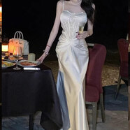 ?？|竺2026女生穿搭夏日絕美法式白色吊帶獨特漂亮掐腰宴會(huì )氣質(zhì)連衣裙女 白色【法式連衣裙/開(kāi)春穿搭/春季流行女生穿搭/裙子女 M