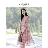 玖姿·安娜蔻波西米亞幾何印花織帶領(lǐng)雪紡收腰連衣裙女26春新款 花紫紅 3XL