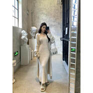 遇見(jiàn)螺當季熱賣(mài)2025新款早秋款淺藍色長(cháng)款毛衣外套松弛感針織開(kāi)衫吊帶裙 米杏色含吊帶裙兩件套 S