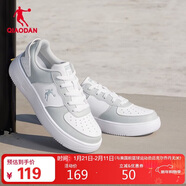 喬丹女鞋板鞋皮面運動(dòng)鞋革面休閑潮流空軍一號厚底增高小白鞋本命年