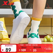 特步情侶男女鞋板鞋小白鞋秋冬保暖防滑耐磨板鞋男休閑鞋