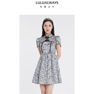 LULUALWAYS愛(ài)露露24夏季新款典雅氣質(zhì)新中式手工盤(pán)扣短款連衣裙 淺灰色 M