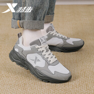 特步（XTEP）男鞋休閑跑步鞋2026春季新款網(wǎng)面透氣運動(dòng)鞋官方正品店輕便跑鞋男 月石灰/煙灰色 44 (280mm)