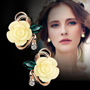 依特耳釘女手工牡丹花清新花朵耳環(huán)無(wú)耳洞耳飾耳夾新款時(shí)尚耳墜配飾 米黃色耳釘款