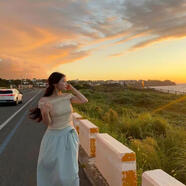 無(wú)疆妙品虞書(shū)欣明星同款一字肩修身短款上衣時(shí)尚減齡百搭半身裙兩件套女 半裙 S （90-100斤）