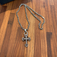 恒久葉時(shí)尚品牌火焰十字泰國銀項煉鍍S925純銀朋克吊墜男女歐美風(fēng)格嘻哈 火焰十字架字母煉