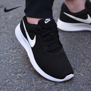 耐克（NIKE）男鞋2026春季新款REVOLUTION 8休閑鞋運動(dòng)鞋網(wǎng)面透氣黑白跑步鞋 老款TANJUN黑色白812654-011 41