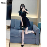 她芙（tafu）品牌女裝紗網(wǎng)A字連衣裙女2026夏季新款氣質(zhì)名媛顯瘦黑色西裝裙 黑色 M