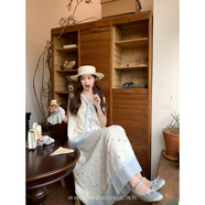 ZZ&FFFF BLUE 奶油夏日 溫柔清新刺繡花花前后兩穿背心上衣A字傘裙套裝 奶油清新刺繡花花半身裙 現貨 XS