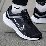耐克（NIKE）官方艦店男鞋夏季新款運(yùn)動(dòng)鞋舒適休閑鞋網(wǎng)面透氣輕便緩震跑步鞋 DD0204-001/探索者5代/黑白 43