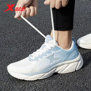 特步跑步鞋男鞋夏季網(wǎng)鞋輕便減震運動鞋男款休閑鞋網(wǎng)面透氣跑鞋男 帆白/夕霧藍0026 41