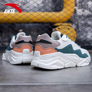 安踏男鞋秋冬運動(dòng)鞋男士網(wǎng)面透氣潮流時(shí)尚老爹鞋戶(hù)外休閑旅行鞋跑步鞋 淺米白/亞麻灰-4 39