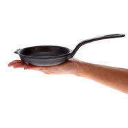 Victoria 10cm 鑄鐵小煎鍋 多功能平底鍋 廚房烹飪用品 哥倫比亞原產(chǎn) 黑色//白色 4.8 英寸 (約 12 cm)