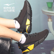 鴻星爾克（ERKE）跑步鞋男鞋輕便網(wǎng)面透氣網(wǎng)面鞋運(yùn)動戶外軟底跑鞋飛織休閑旅游鞋 正黑/復(fù)古黃 39