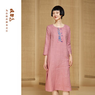 指間沙W2435010原創(chuàng)女裝24秋圓領刺繡連衣裙亞麻九分袖開衩中長裙 煙粉色98 XL