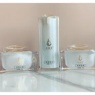 減與簡(jiǎn)官方店亮馥堂煥顏三件套提亮膚色補水保濕滋潤收縮毛孔淡 白色煥顏三件套