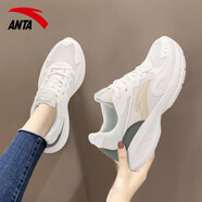 安踏（ANTA）女鞋冬季運動(dòng)鞋女跑鞋秋冬新款防潑水輕便旅游跑步鞋休閑鞋子女 象牙白/顆粒米黃/青灰-3 35.5