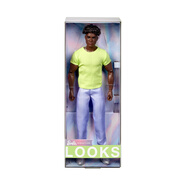 Barbie Looks Ken 娃娃 收藏版 25 號 黑色卷發(fā)和現(xiàn)代 Y2K 時尚