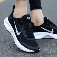 耐克（NIKE）跑步鞋女鞋2025新款夏季運(yùn)動(dòng)鞋休閑鞋網(wǎng)面透氣輕便減震慢跑鞋 CJ1677-001黑色白 38.5