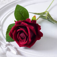 花敘仿真玫瑰花婚禮仿生花裝飾生日禮物花束插花客廳絨布假花家居擺件 酒紅色（深紅）-花朵7cm 1支