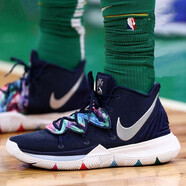 耐克（NIKE）男鞋 Kyrie 5 黑橙歐文5代全新氣墊實(shí)戰(zhàn)籃球鞋運(yùn)動(dòng)休閑鞋 AO2919-AO2918-900 星空 40.5
