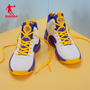 喬丹（QIAODAN）籃球鞋男運動鞋學生透氣皮革面減震耐磨戰(zhàn)靴運動籃球鞋 喬丹白/國王紫 39