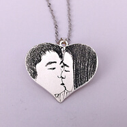 丘比戀定制99足銀照片項鏈 男女士情侶吊墜 雙面刻字  輕奢銀飾生日禮物 心扉款2.5cm