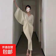 女裝新款三宅裙子夏季氣質(zhì)時(shí)尚寬松蝙蝠袖v領(lǐng)長(cháng)款褶皺連衣裙 米白色 均碼