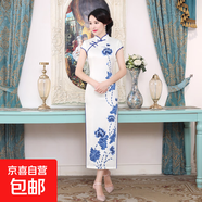 2025新款表演服大碼短袖旗袍修身顯瘦連衣裙長(cháng)裙女裝中式婚宴禮服 藍花白C0190 M 建議90-100斤