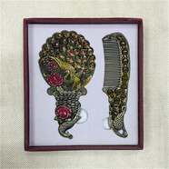 民族風(fēng)化妝鏡 景泰藍(lán)隨身化妝鏡子 鏤空鑲鉆手柄鏡 梳子鏡子套裝 款式三