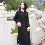 亂在江南清倉款新中式棉麻印花連衣裙修身顯瘦冬季立領(lǐng)盤(pán)扣加絨中長(cháng)裙 黑色 S