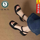 啄木鳥(niǎo)25夏新款舒適軟底平底低跟復(fù)古時(shí)尚百搭一字帶露趾涼鞋女大碼 黑色 38