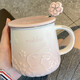 茶花谷杯子陶瓷帶蓋帶勺子馬克杯家用女辦公室水杯情侶咖啡早餐牛奶杯男 淺粉/升級版【櫻花勺+描金+蓋】
