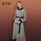 愛(ài)特愛(ài)（EITIE）翻領(lǐng)氣質(zhì)襯衫式連衣裙通勤顯瘦時(shí)尚千鳥(niǎo)格秋新款撞色長(cháng)裙6707406 亮白10 L 165