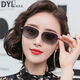 迪亞龍太陽(yáng)鏡女小臉2026新款偏光墨鏡優(yōu)雅復古小框網(wǎng)紅防紫外線(xiàn)開(kāi)車(chē)眼鏡 黑銀框漸進(jìn)灰片