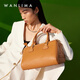 萬(wàn)里馬（wanlima）新品波士頓女包枕頭包牛皮百搭簡(jiǎn)約通勤手提單肩女包送禮 杏仁棕
