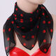 石話(huà)石說(shuō) 秋冬季百搭波點(diǎn)65*65cm小方巾復古時(shí)尚印花絲巾女護頸方形圍巾新款防曬紗巾 65*65【百變方巾】波點(diǎn)黑底紅色