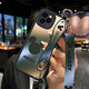 【迪士尼授權(quán)】蘋果13手機殼ProMax新款腕帶卡通米奇殼iPhone13mini全包防摔背帶掛繩 蘋果13ProMax【炫酷黑-碧綠米奇】腕帶掛繩