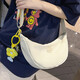 叕二叕斜挎包女ins休閑小包包簡(jiǎn)約日系餃子包百搭帆布包時(shí)尚輕便單肩包 米白色（帶花朵掛件）