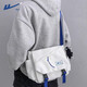 回力斜挎包男單肩包女潮流郵差包大容量工裝風(fēng)學(xué)生上課背包休閑挎包 白色【徽章4+太空人掛件】