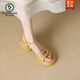 啄木鳥(niǎo)踩屎感高跟涼鞋女2025夏新款一字帶防水臺(tái)厚底羅馬涼鞋防滑配裙子 黃色 39
