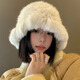 目丸白色毛絨漁夫帽女2025年秋冬顯臉小帽子大頭圍加厚保暖護耳盆帽子 米色 均碼