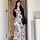 希蘇隆松本喪喪小眾碎花吊帶蝴蝶裙荷葉邊不規(guī)則設計感收腰顯瘦連衣裙子 白底黑花吊帶裙 【單件/露腿款】 S 【建議1斤以內】