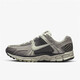 耐克（NIKE）  耐克女鞋Zoom Vomero 5 透氣運動鞋輕便跑鞋休閑鞋 FB8825-001 37.5