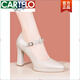 卡帝樂鱷魚（CARTELO）真皮粗跟單鞋女2025春秋新款一字帶配旗袍淺口防水臺尖頭高跟鞋女 米白色 37