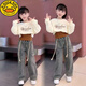哈羅小黃鴨女童春裝套裝2024新款韓版中大童女孩洋氣衛衣牛仔闊腿褲三件套潮杏色 上衣+背心+牛仔褲【三件套140 碼建議身高1米3左右